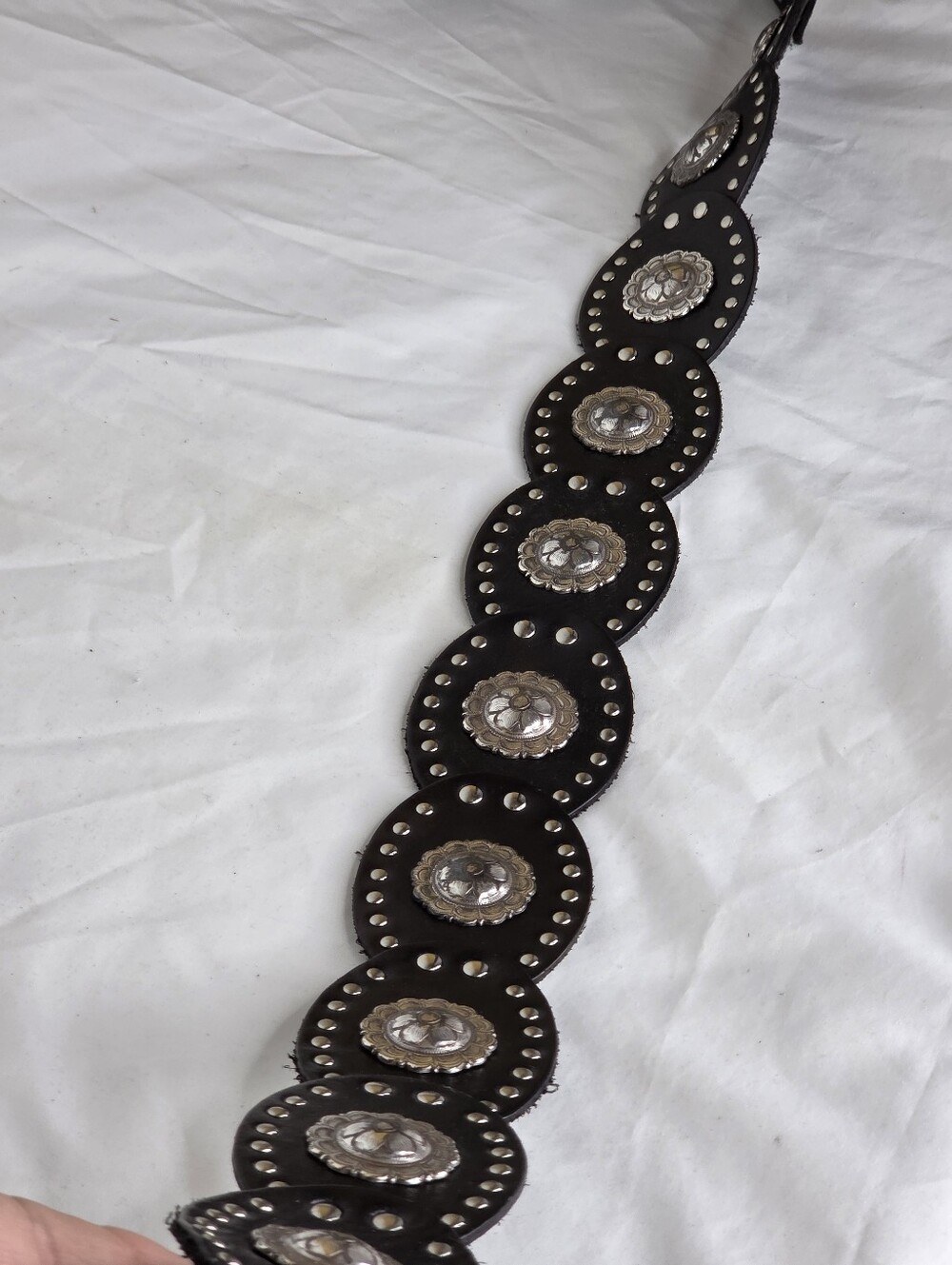 Fossil Size L Women's Belt Black Genuine Leather Silver-tone Buckle & Studs - Picture 7 of 11